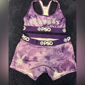 Women set